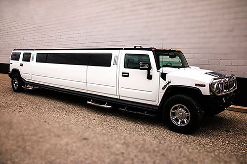 white hummer limousine exterior